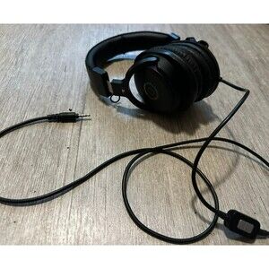 Google Employee Wired headphones